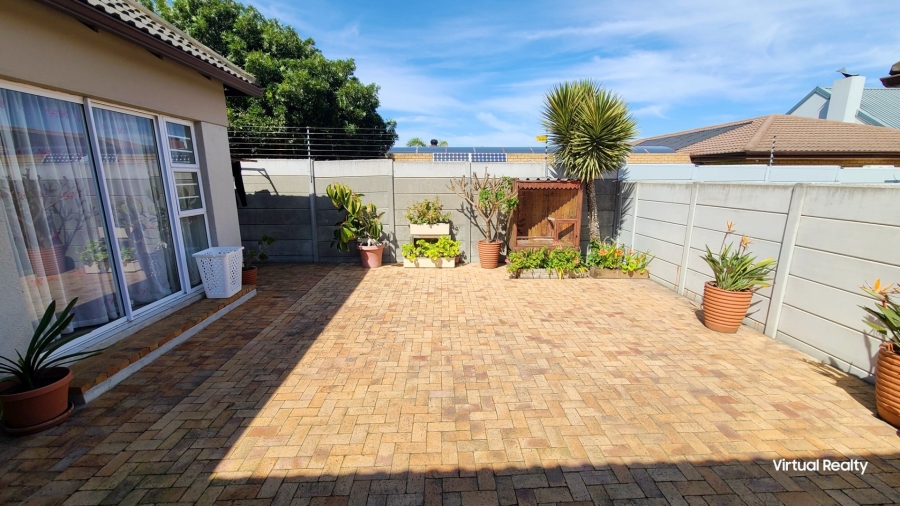 3 Bedroom Property for Sale in Sonkring Western Cape